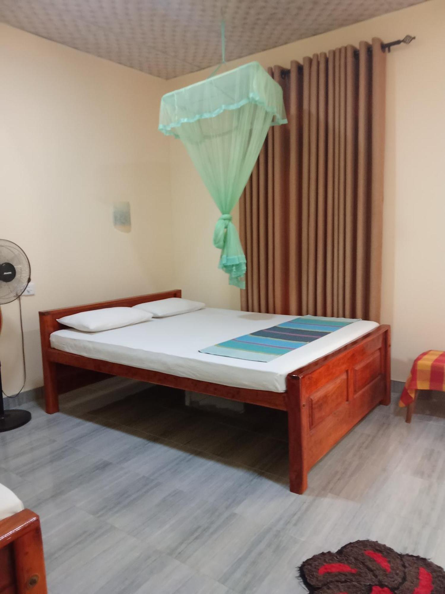 Udesh Guest Hotel Polonnaruwa Eksteriør billede